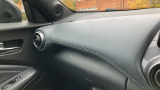 Nissan Juke 1.0 DiG-T 114 N-Connecta 5dr DCT Petrol Hatchback